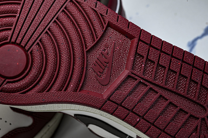 IX5004-121 AIR JORDAN 1 LOW RETRO BASKETBALL SHOES WHITE/WINE RED/BLACK