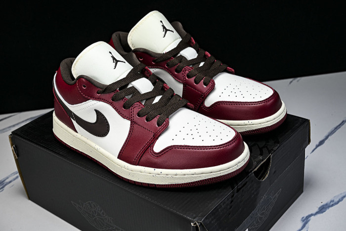 IX5004-121 AIR JORDAN 1 LOW RETRO BASKETBALL SHOES WHITE/WINE RED/BLACK