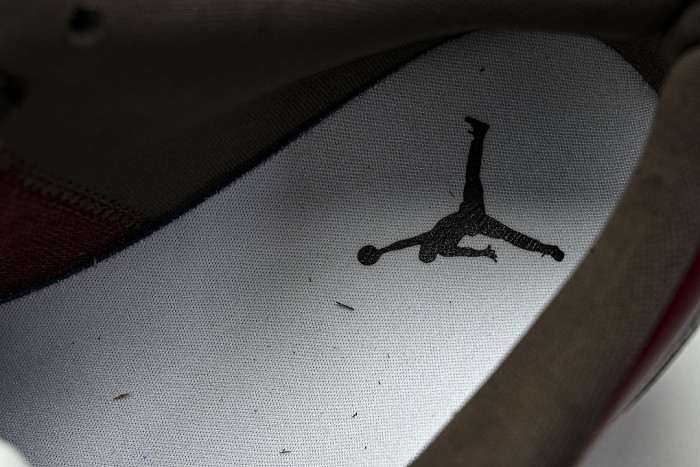IX5004-121 AIR JORDAN 1 LOW RETRO BASKETBALL SHOES WHITE/WINE RED/BLACK