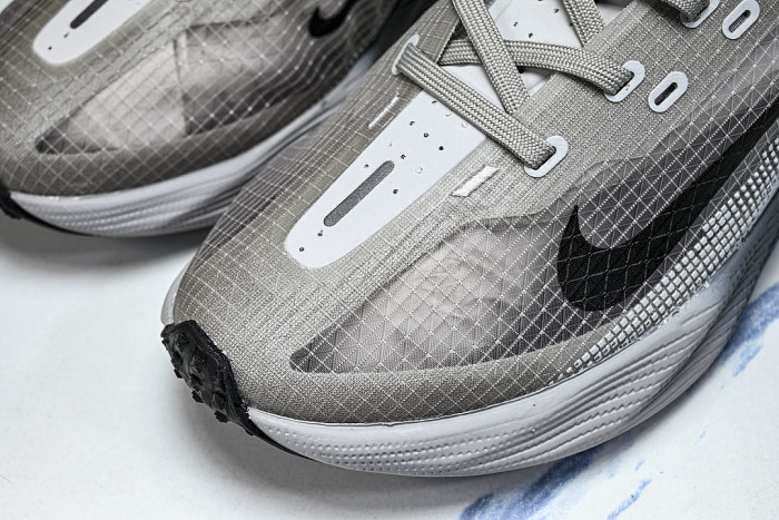 HM9697-001 COMFORTABLE SNUG WEAR RESISTANT AND BREATHABLE RUNNING SHOES DARK GRAY/GREY