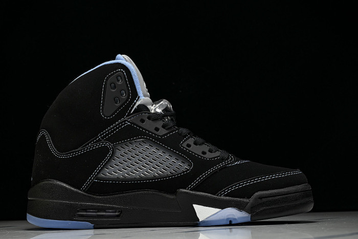 DD0587-008 AIR JORDAN 5 RETRO AJ5 COMFORTABLE AND BREATHABLE RUNNING SHOES BLACK/INKINESS
