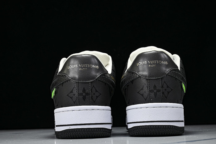 AIR FORCE 1 LOW LACE UP CASUAL SNEAKERS BLACK/WHITE