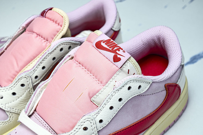 IQ7604-101 TRAVIS SCOTT X AIR JORDAN 1 LOW OG AJ1 BACK HOOK LOW TOP SHOES LIGHT PINK/RED
