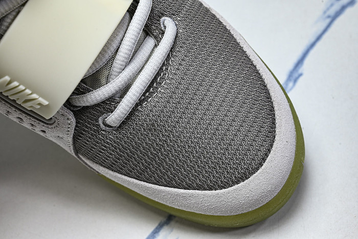 508214-010 AIR YEEZY 2 WOLF GREY/PURE PLATINUM