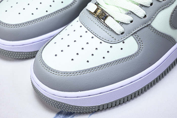 FJ4146-302 AIR FORCE 1 07 LOW CASUAL SNEAKERS GREY/GREEN