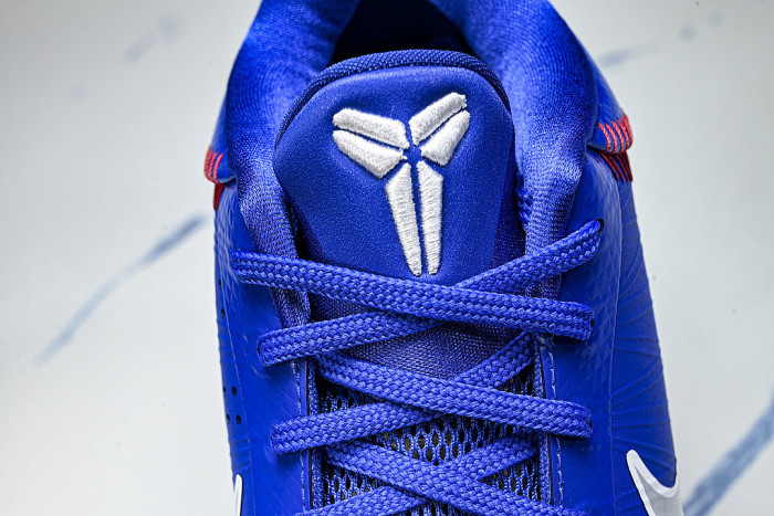 IO6256-400 KOBE 5 PROTRO RUSH BLUE/WOLF GREY/COMET RED