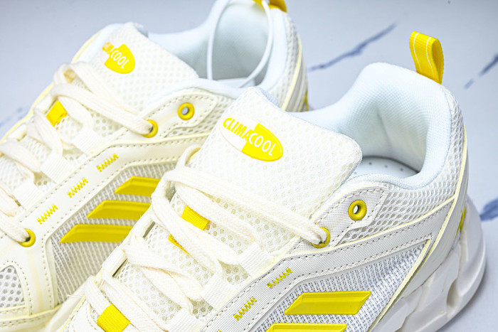 JH9749 CLIMACOOL VENTAGE LOW-CUT RUNNING SHOES WHITE/YELLOW