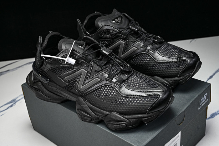 U90604SC RETRO CASUAL SPORTS LIFESTYLE SHOES OFF BLACK/BLACK/BLACK
