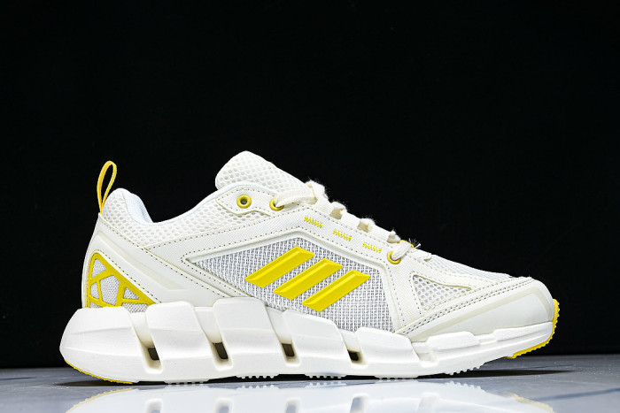 JH9749 CLIMACOOL VENTAGE LOW-CUT RUNNING SHOES WHITE/YELLOW