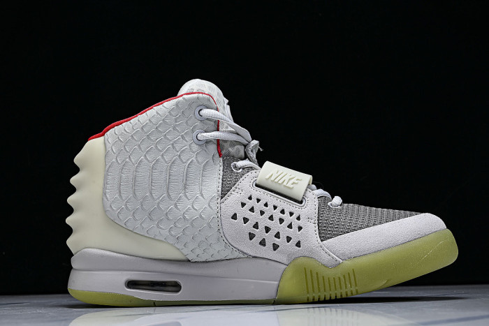 508214-010 AIR YEEZY 2 WOLF GREY/PURE PLATINUM
