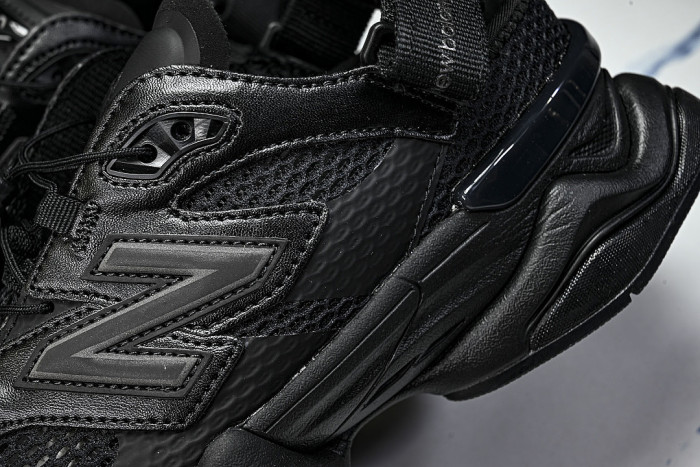 U90604SC RETRO CASUAL SPORTS LIFESTYLE SHOES OFF BLACK/BLACK/BLACK