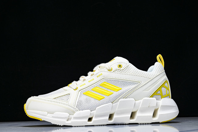 JH9749 CLIMACOOL VENTAGE LOW-CUT RUNNING SHOES WHITE/YELLOW
