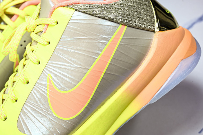 IQ9316-200 ZOOM KOBE 5 PROTRO THE ACADEMY PE BROWN/YELLOW/ORANGE