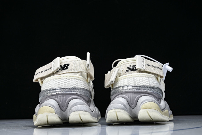 U90609IH RETRO CASUAL SPORTS LIFESTYLE SHOES OFF WHITE/MAUVE