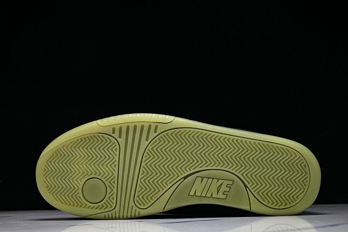 508214-006 AIR YEEZY 2 BLACK/BLACK-SOLAR RED