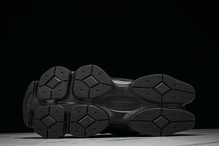 U90604SC RETRO CASUAL SPORTS LIFESTYLE SHOES OFF BLACK/BLACK/BLACK
