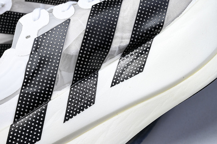 KH7677 ADIZERO EVO X CLOUD WHITE/CORE BLACK/LUCID RED