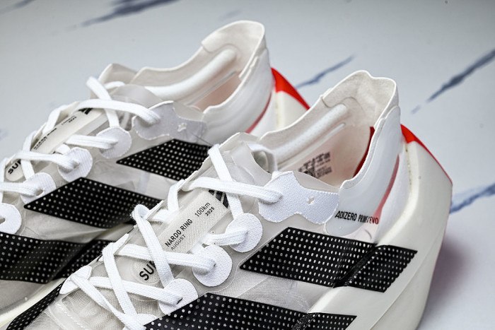 KH7677 ADIZERO EVO X CLOUD WHITE/CORE BLACK/LUCID RED