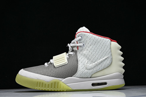 508214-010 AIR YEEZY 2 WOLF GREY/PURE PLATINUM