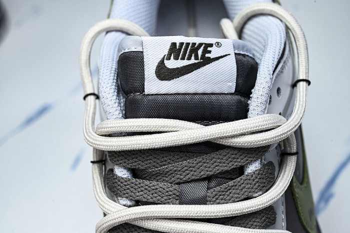HF5441-202 SB DUNK LOW CASUAL SNEAKERS WHITE/BROWN/GREEN