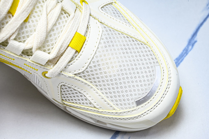 JH9749 CLIMACOOL VENTAGE LOW-CUT RUNNING SHOES WHITE/YELLOW