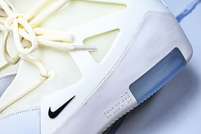 AR4237-100 AIR FEAR OF GOD 1 SAIL/BLACK