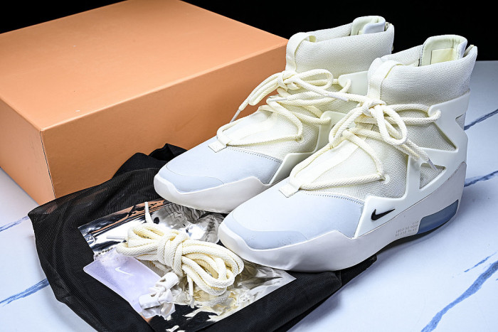 AR4237-100 AIR FEAR OF GOD 1 SAIL/BLACK