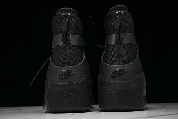 AR4237-005 AIR FEAR OF GOD 1 BLACK/BLACK
