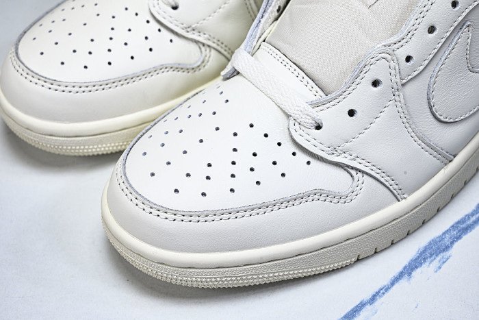 HQ6998-100 AIR JORDAN 1 RETRO LOW RETRO CULTURE BASKETBALL SHOES AJ1 WHITE/BEIGE