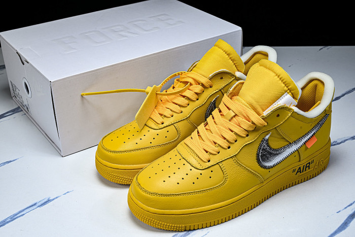 DD1876-700 AIR FORCE 1 LOW UNIVERSITY GOLD/BLACK-METALLIC SILVER