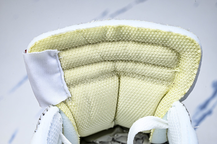 AA7293-100 AIR MAX 90 SAIL/WHITE-MUSLIN