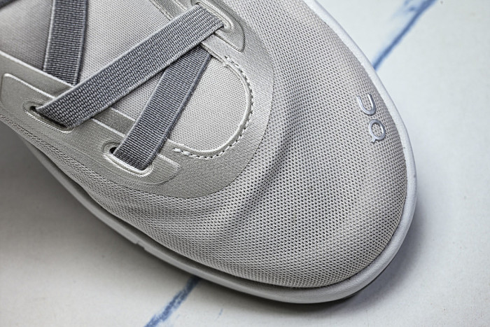 3MG10813290 ON RUNNING CLOUDNOVA MOON GREY/GREY/GREY