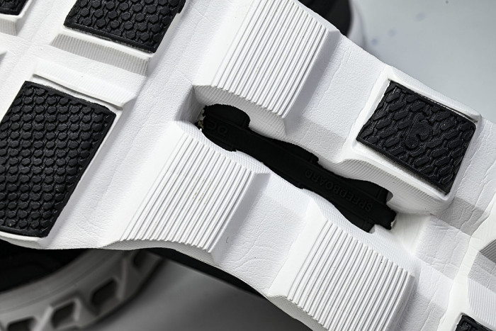 ON RUNNING CLOUDMONSTER VOID COMFORTABLE CASUAL SPORTS SHOES BLACK/WHITE/BLACK