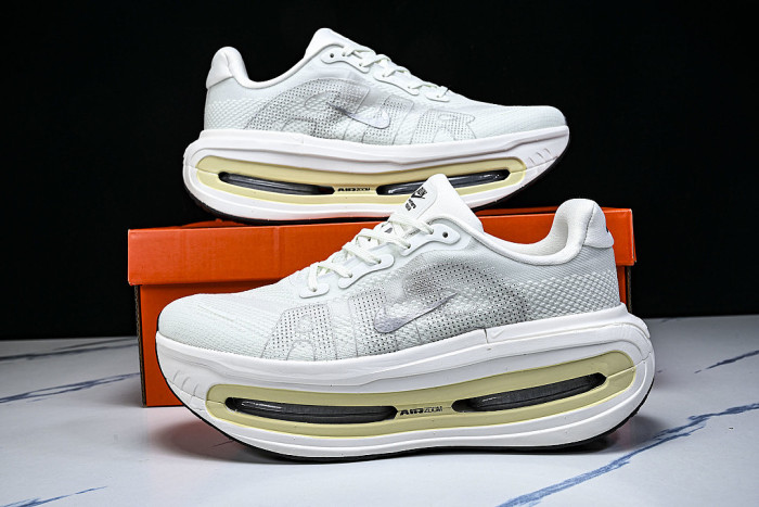 IQ8102-101 AIR ZOOM VOMERO PREMIUM THICK SOLED AIR CUSHIONED RUNNING SHOES LIGHT GRAY/GREY