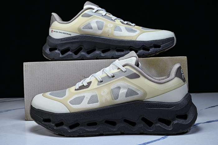 ON RUNNING CLOUDTILT REMIX LEISURE RUNNING SHOES WHITE/GREY/YELLOW/BLACK