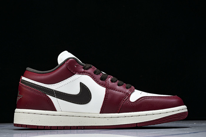 IX5004-121 AIR JORDAN 1 LOW RETRO-STYLE BASKETBALL SHOES WHITE/RED/BLACK