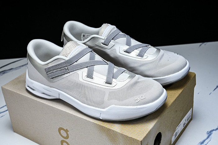 3MG10813290 ON RUNNING CLOUDNOVA MOON GREY/GREY/GREY