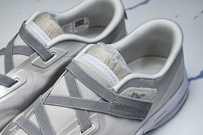 3MG10813290 ON RUNNING CLOUDNOVA MOON GREY/GREY/GREY