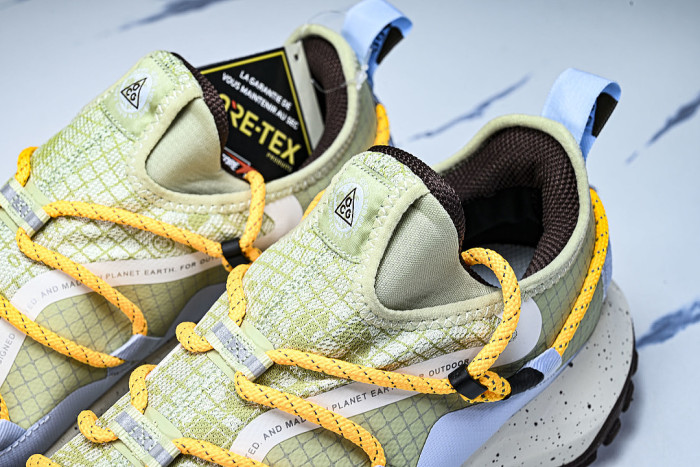 IV2864-320 ACG MOUNTAIN FLY LOW GORE-TEX SE GREEN/BLUE/WHITE/BROWN