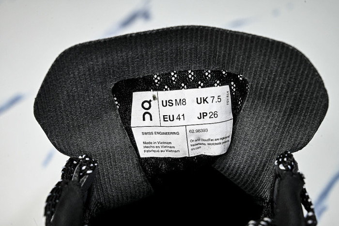 ON RUNNING CLOUDMONSTER 3 BLACK/GREY/BLACK