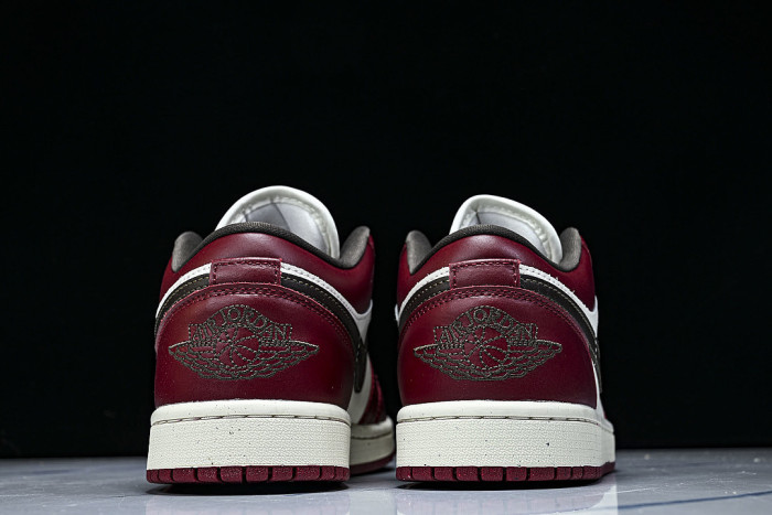 IX5004-121 AIR JORDAN 1 LOW RETRO-STYLE BASKETBALL SHOES WHITE/RED/BLACK