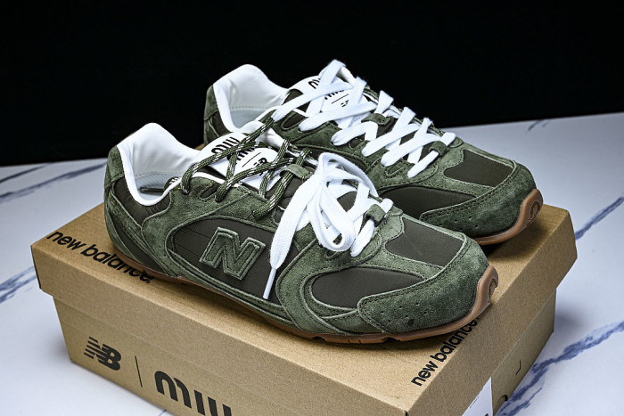 LOW-TOP CLASSIC RETRO CASUAL LIFESTYLE SHOES GREEN/GREEN/GREEN