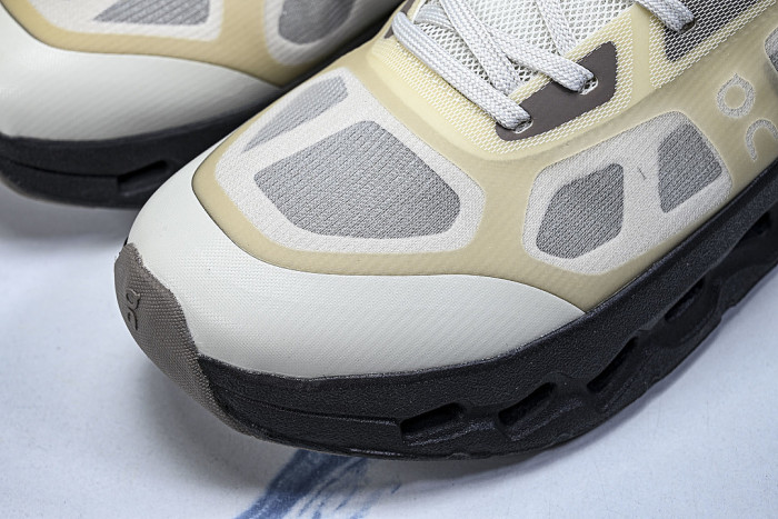 ON RUNNING CLOUDTILT REMIX LEISURE RUNNING SHOES WHITE/GREY/YELLOW/BLACK