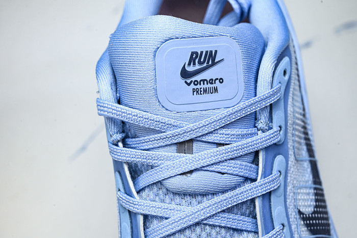 HM5973-401 AIR ZOOM VOMERO PREMIUM BLUE/BLACK/BLUE
