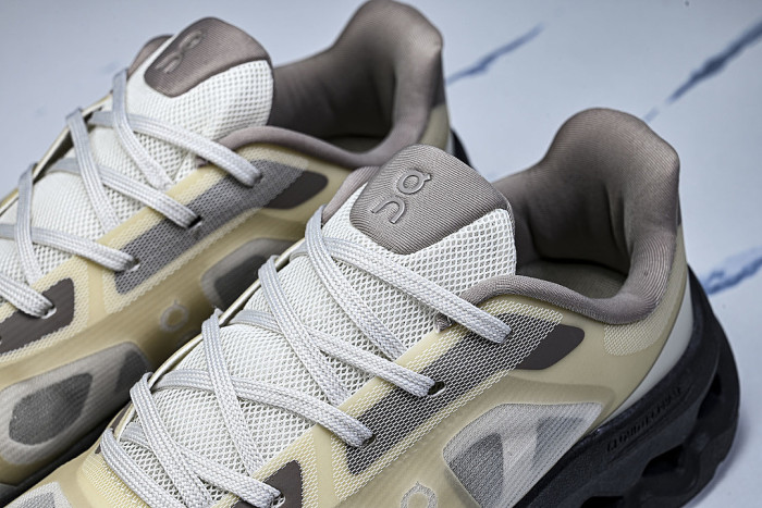 ON RUNNING CLOUDTILT REMIX LEISURE RUNNING SHOES WHITE/GREY/YELLOW/BLACK