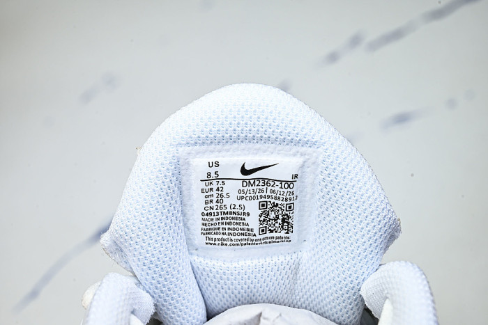 DM2362-100 AIR MAX PLUS WHITE/PURE PLATINUM/WHITE