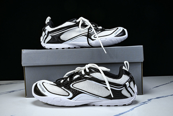 WSTE0 9010 RADAR SNEAKER WHITE/BLACK