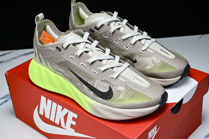 HM9697-700 AVA X BREATHABLE AND SUPPORTIVE RUNNING SHOES VOLT ICE/MOON PARTICLE/CREAM II/BLACK