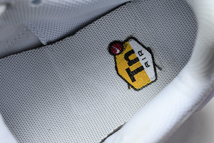 DM2362-100 AIR MAX PLUS WHITE/PURE PLATINUM/WHITE