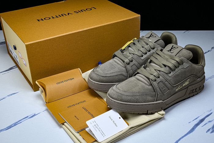 TRAINER SUEDE COWHIDE IS CASUAL AND FASHIONABLE ARMY GREEN/DARK GREEN